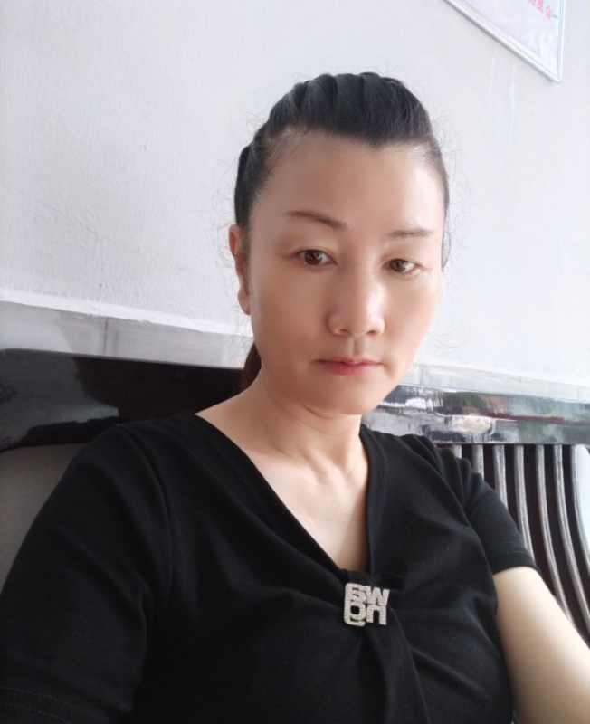 单只蝴蝶的第一张照片--济宁相亲服务中心