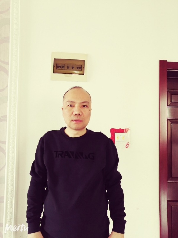 酒香四溢的第四张照片--济宁相亲服务中心