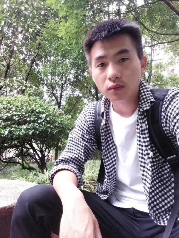 小杨的第一张照片--济宁相亲服务中心