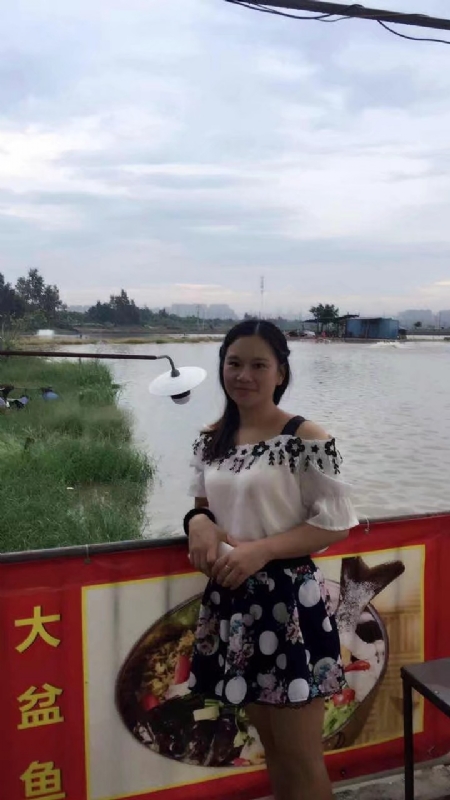 莹莹的第一张照片--济宁相亲服务中心