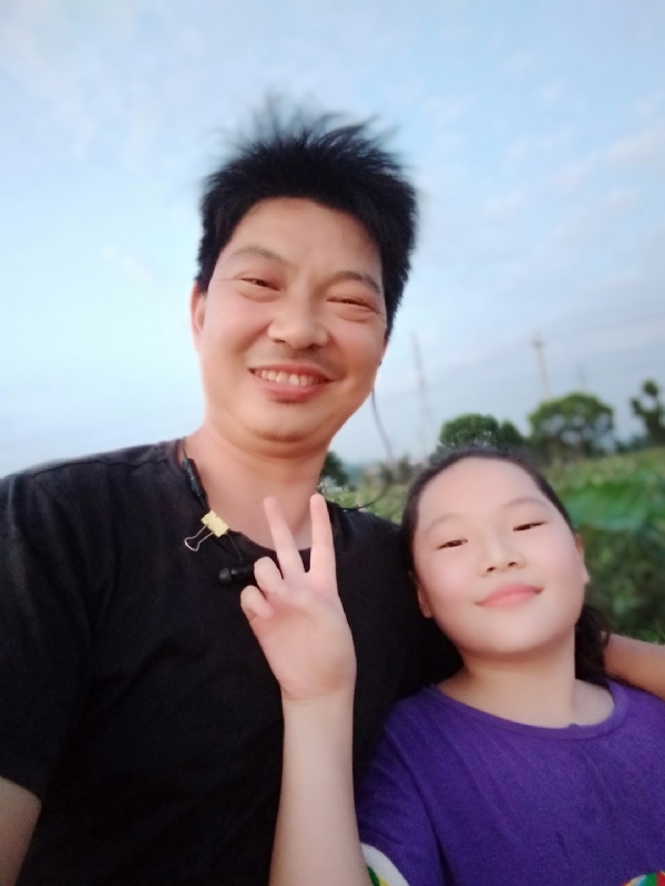 老王2的第一张照片--济宁相亲服务中心