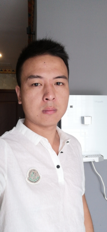 与卿共舞的第一张照片--济宁相亲服务中心