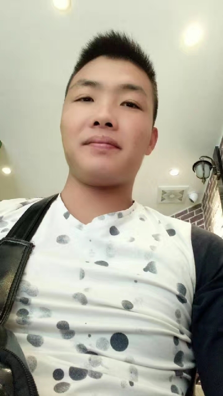 吃生蚝的小乖乖的第一张照片--济宁相亲服务中心
