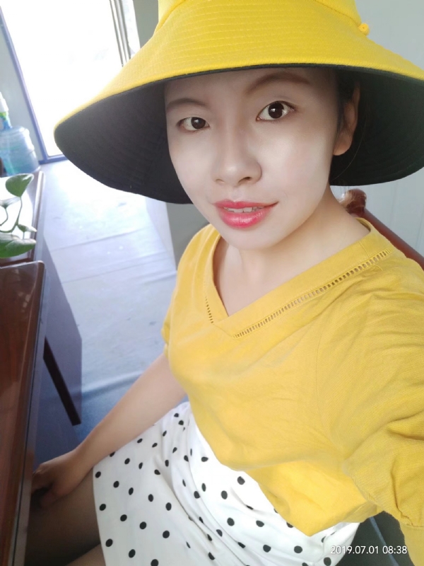 依若萱的第一张照片--济宁相亲服务中心