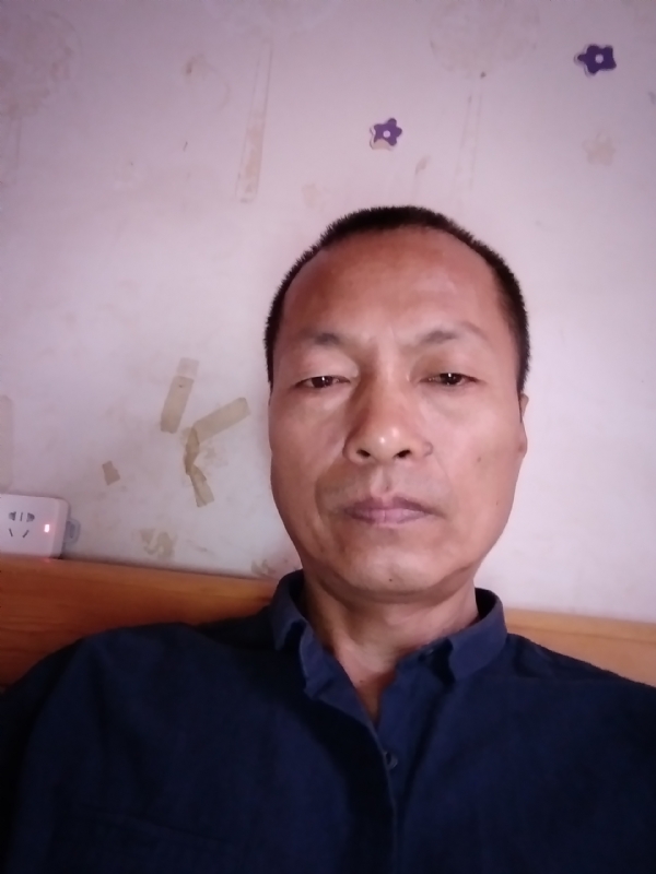 云逸的第一张照片--济宁相亲服务中心