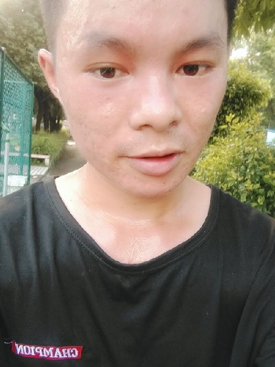 楠呐的第二张照片--济宁相亲服务中心