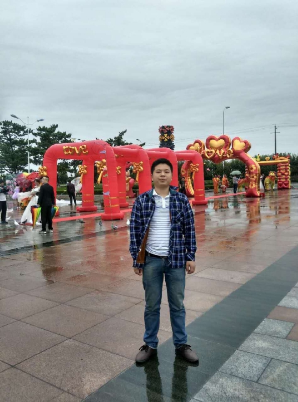 在奋斗的第三张照片--济宁相亲服务中心