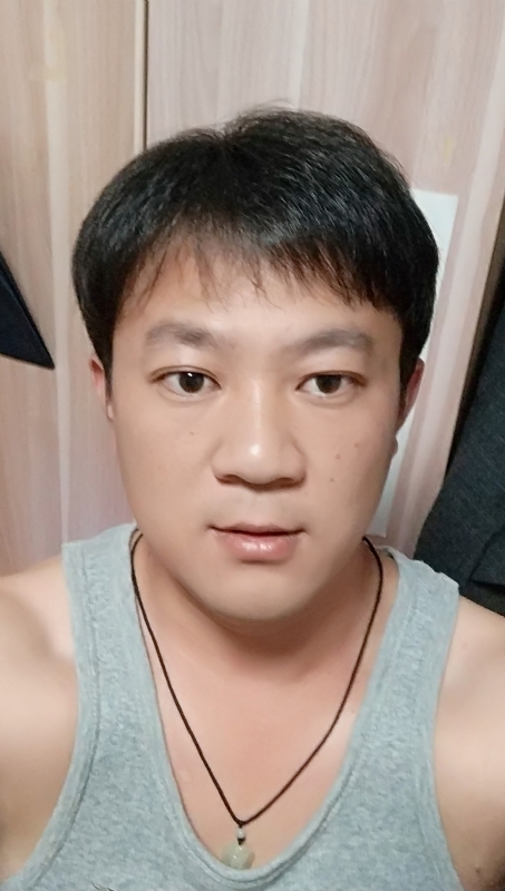 晴天的第二张照片--济宁相亲服务中心