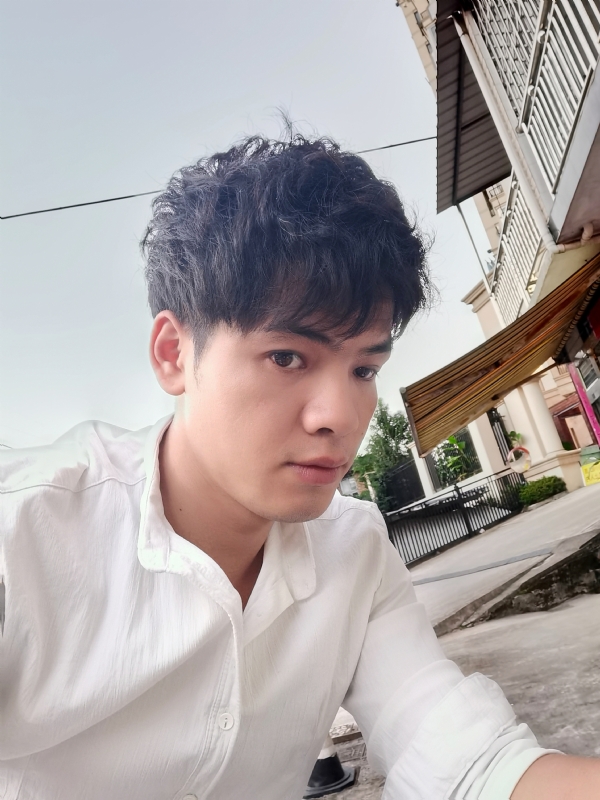 幕后老板的第二张照片--济宁相亲服务中心