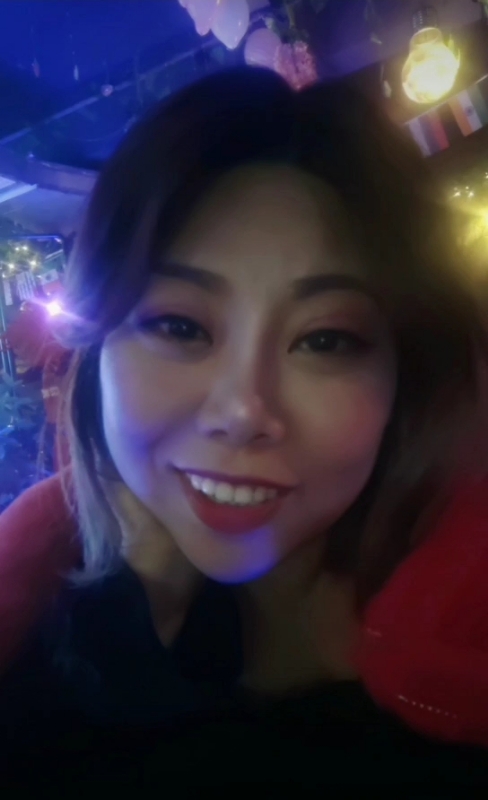 收快递的费仙女的第一张照片--济宁相亲服务中心
