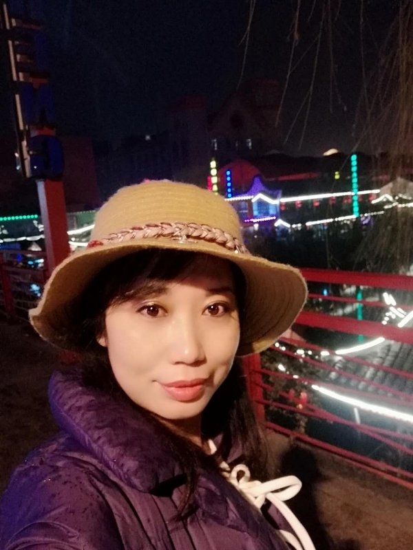 阳光明媚的第一张照片--济宁相亲服务中心
