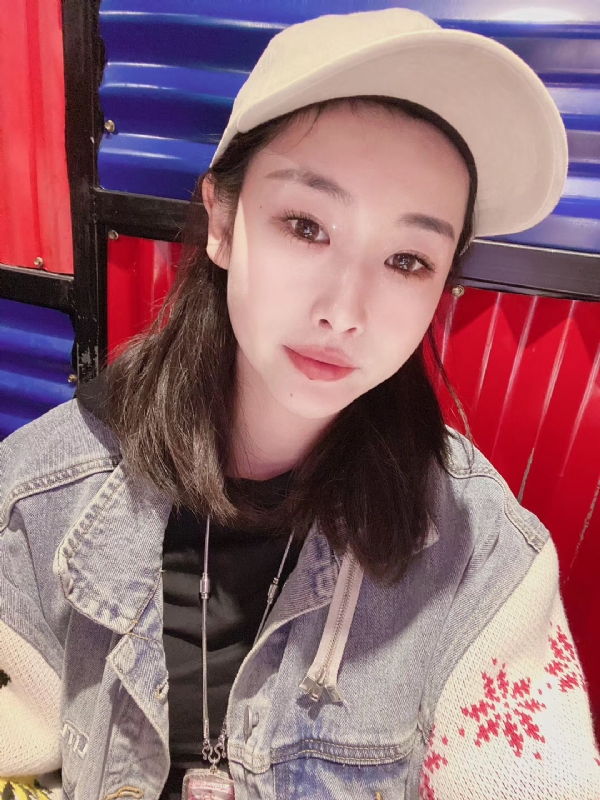 玲珑的第一张照片--济宁相亲服务中心