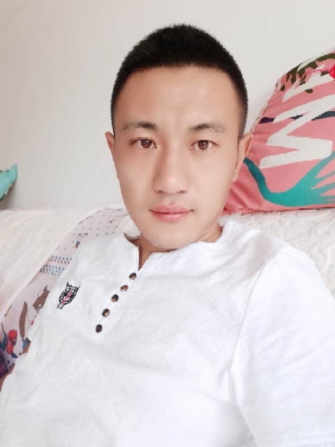 海阔天空的第一张照片--济宁相亲服务中心