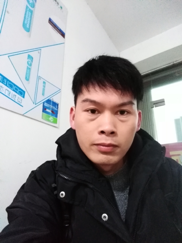 微笑的第一张照片--济宁相亲服务中心