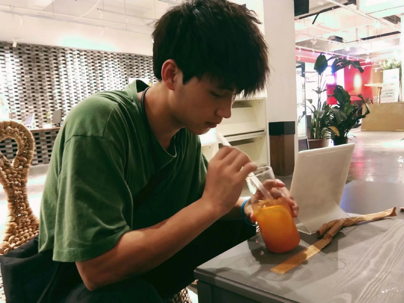 一花一世界的第一张照片--济宁相亲服务中心
