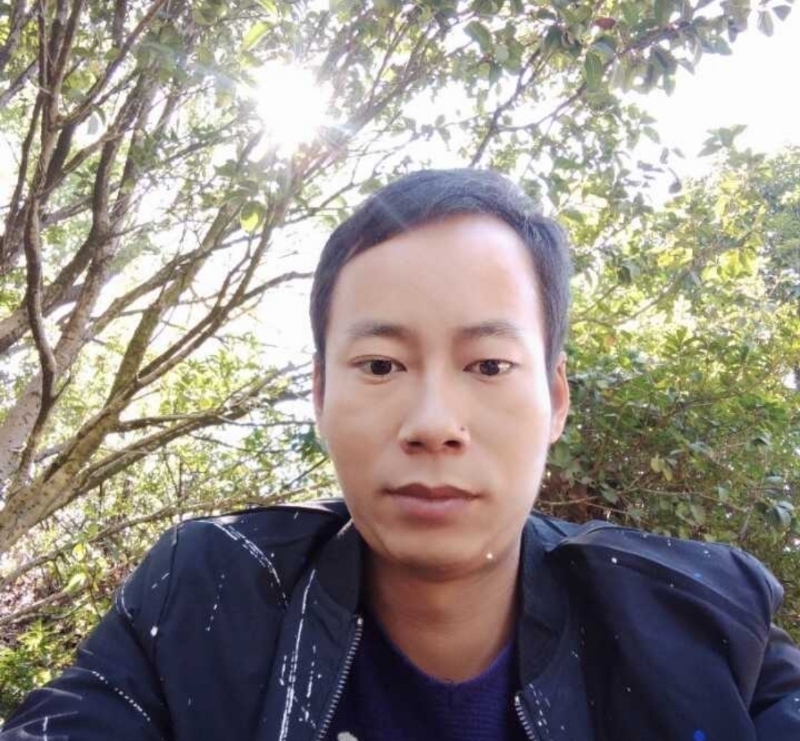 晨曦的第一张照片--济宁相亲服务中心