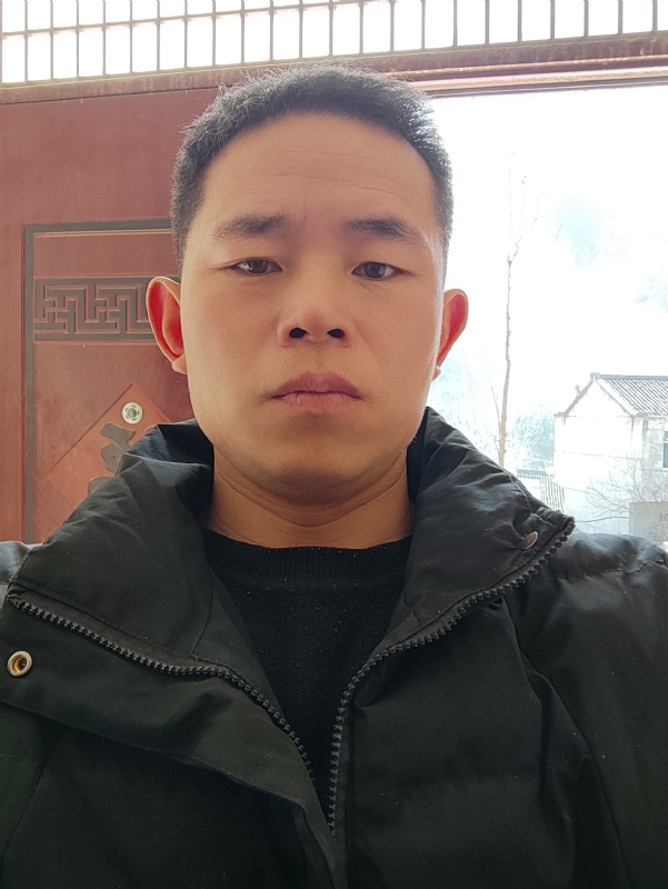 勇敢的成长的第一张照片--济宁相亲服务中心