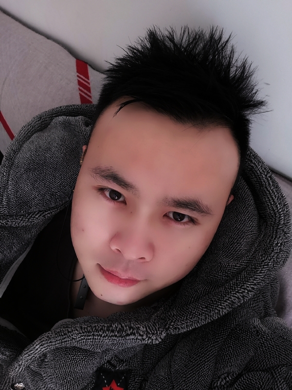 明明的第一张照片--济宁相亲服务中心