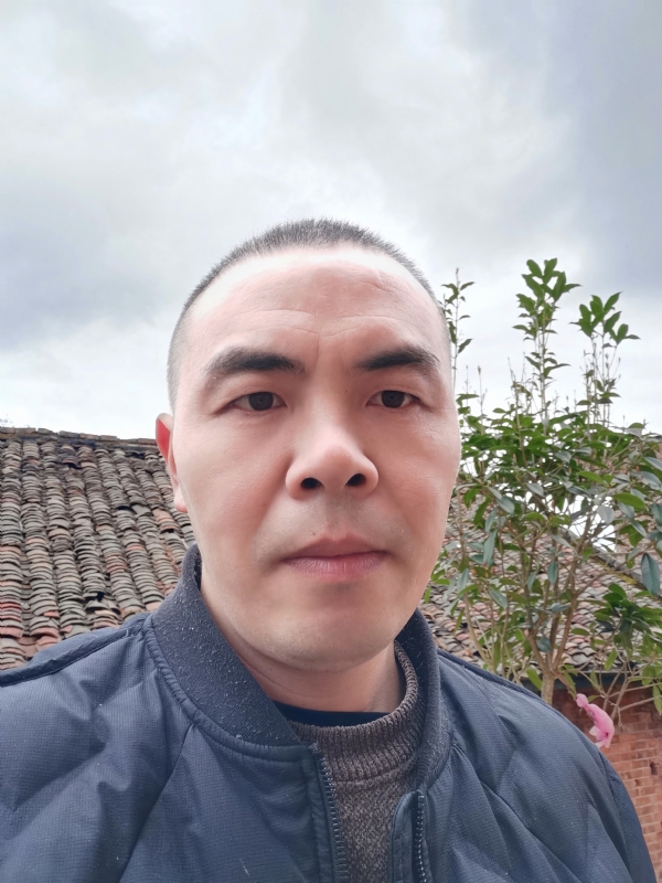 无悔的第一张照片--济宁相亲服务中心