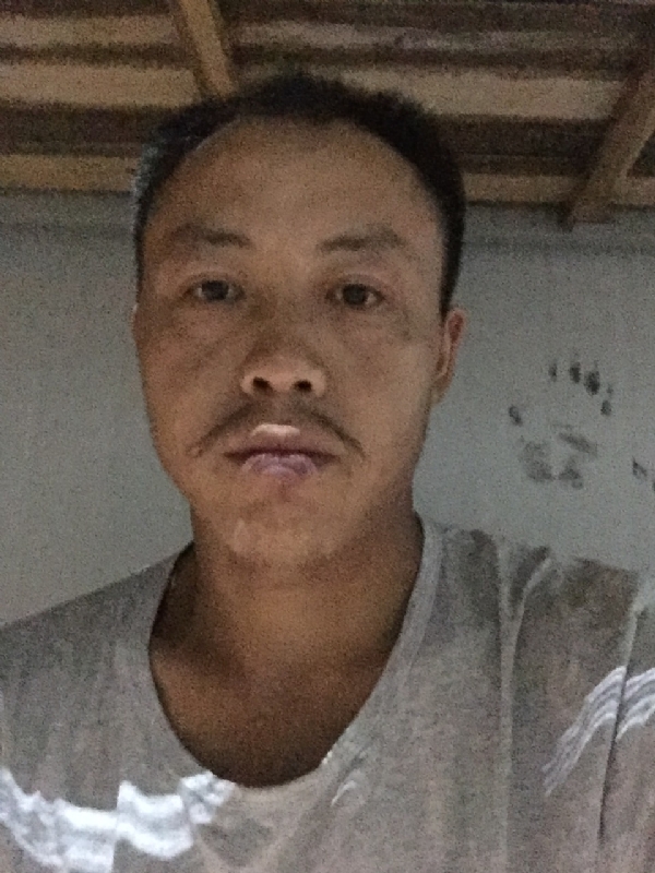 老曹的第二张照片--济宁相亲服务中心