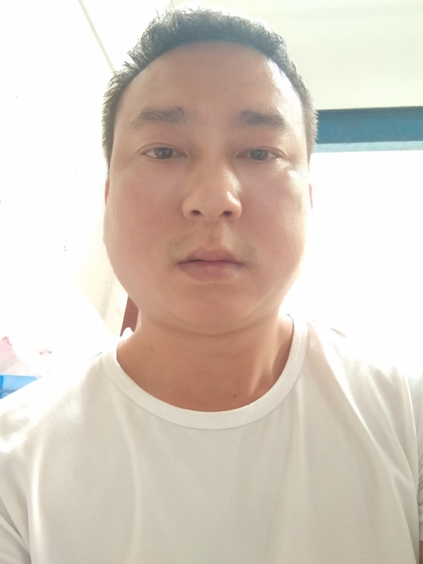 大叔的第一张照片--济宁相亲服务中心