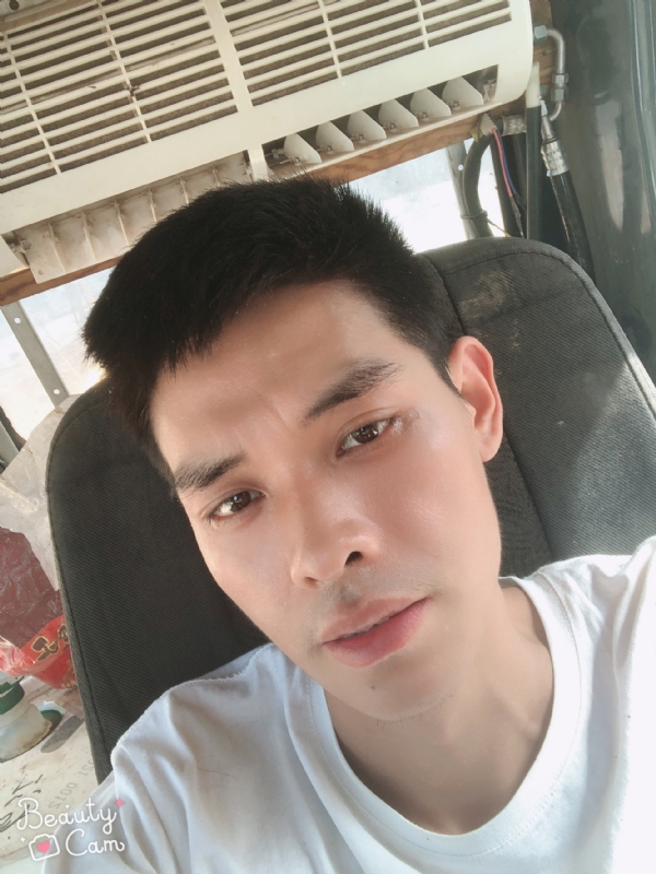 小董的第一张照片--济宁相亲服务中心