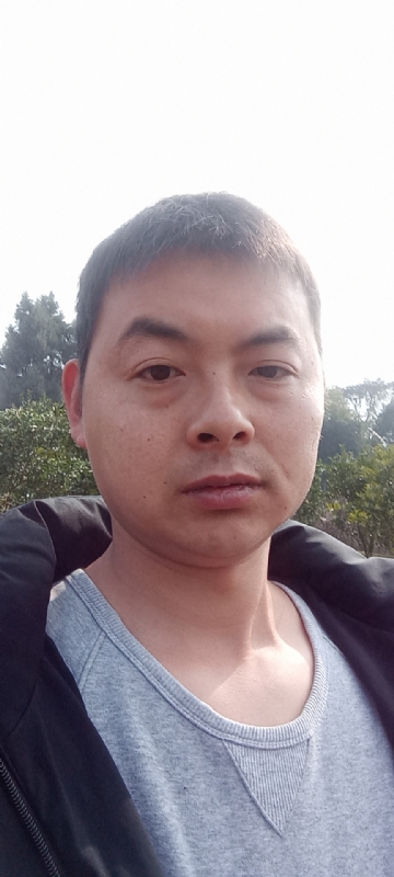 亲亲抱抱我爱你的第一张照片--济宁相亲服务中心