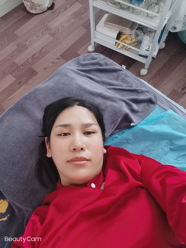 枫叶的第一张照片--济宁相亲服务中心