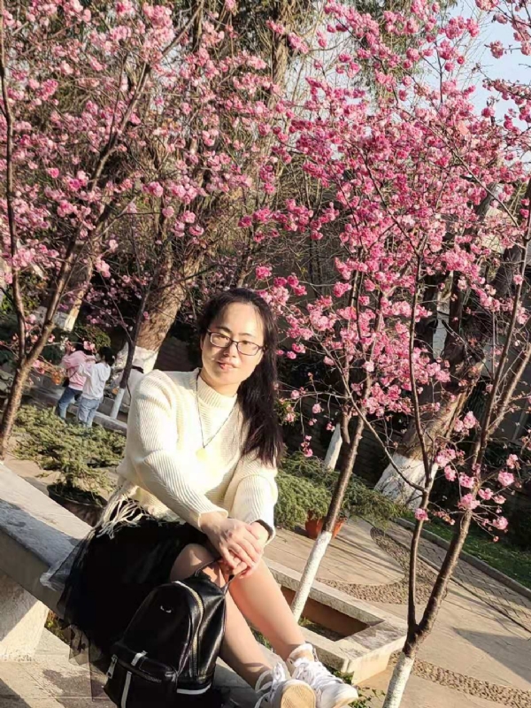 Nancy的第一张照片--济宁相亲服务中心