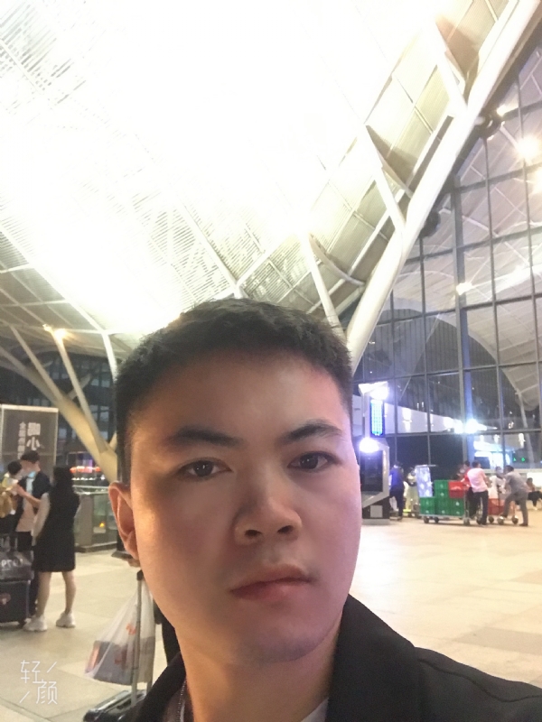 骑马的快乐的第一张照片--济宁相亲服务中心