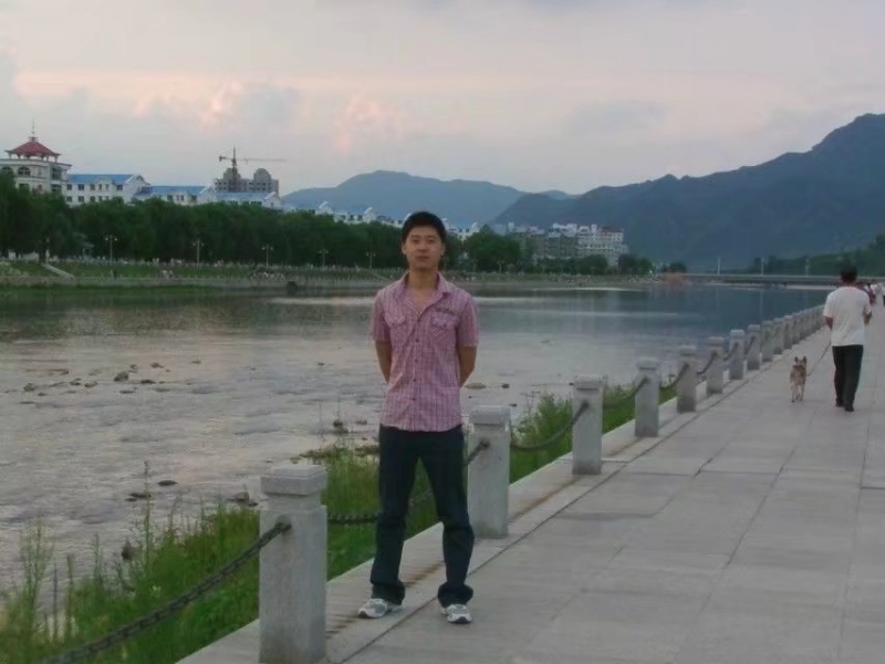 王王的第一张照片--济宁相亲服务中心