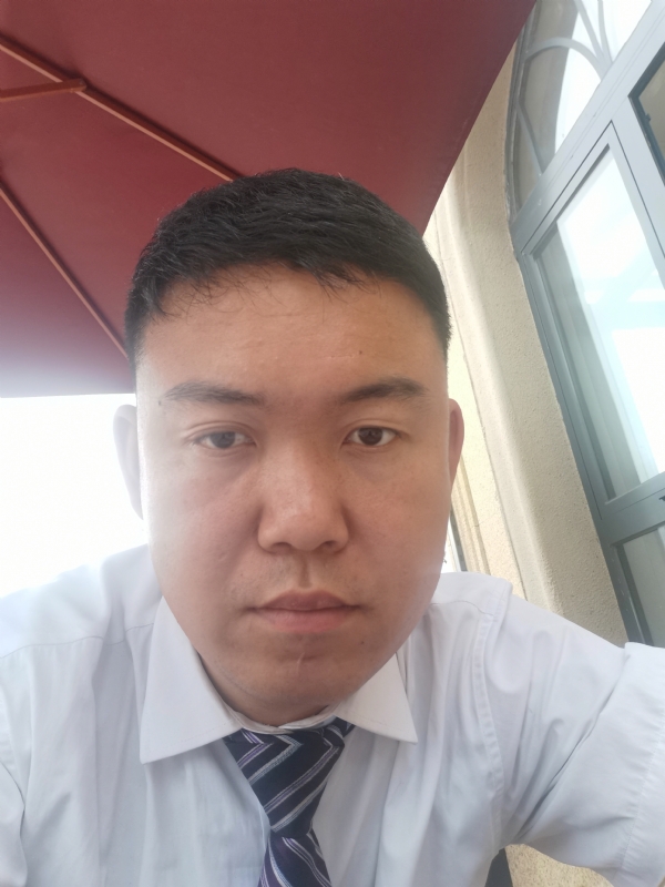 小龙哥的第一张照片--济宁相亲服务中心