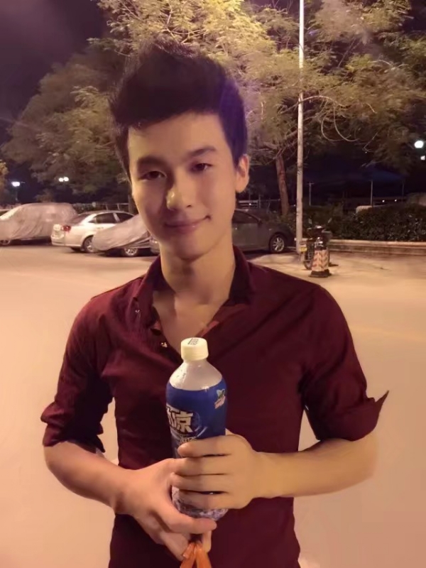 皮特王的第三张照片--济宁相亲服务中心