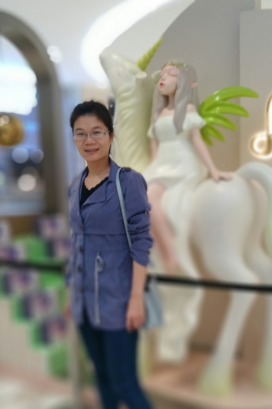 霞的第一张照片--济宁相亲服务中心