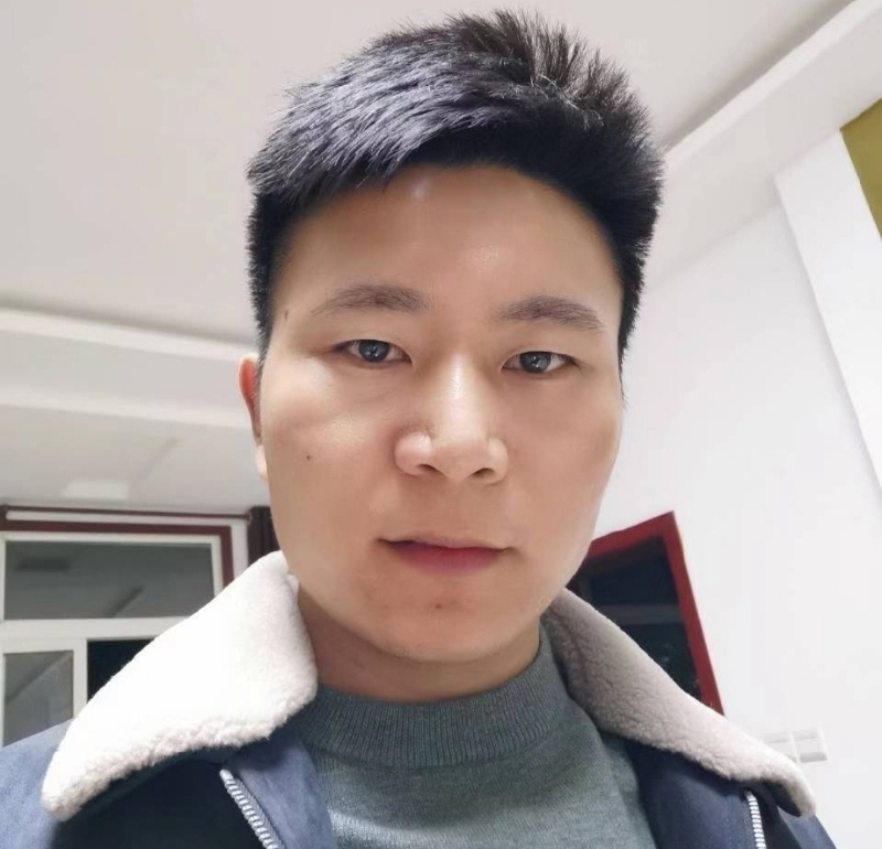 延峰的第一张照片--济宁相亲服务中心
