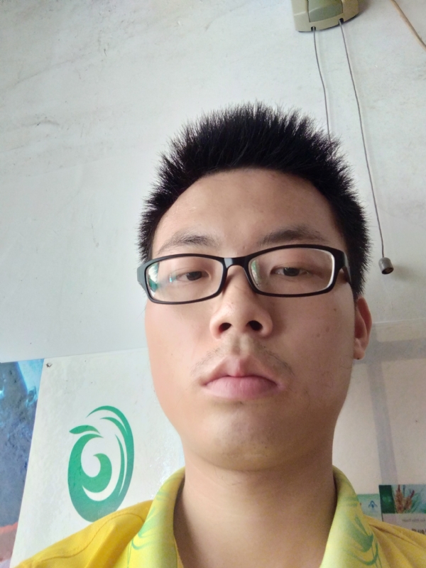 舒荷的第一张照片--济宁相亲服务中心