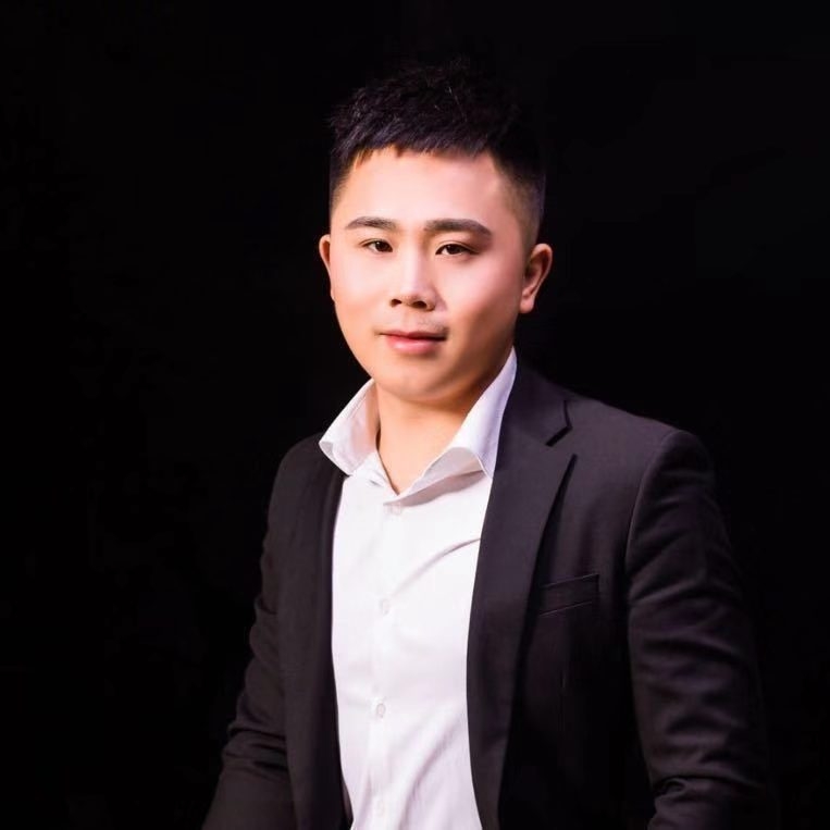 只欠东风的第一张照片--济宁相亲服务中心