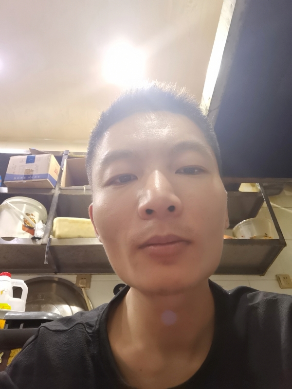 邹先生的第一张照片--济宁相亲服务中心