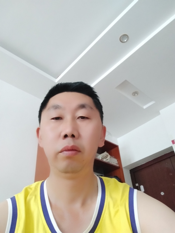 写尽半生纸上酸的第一张照片--济宁相亲服务中心