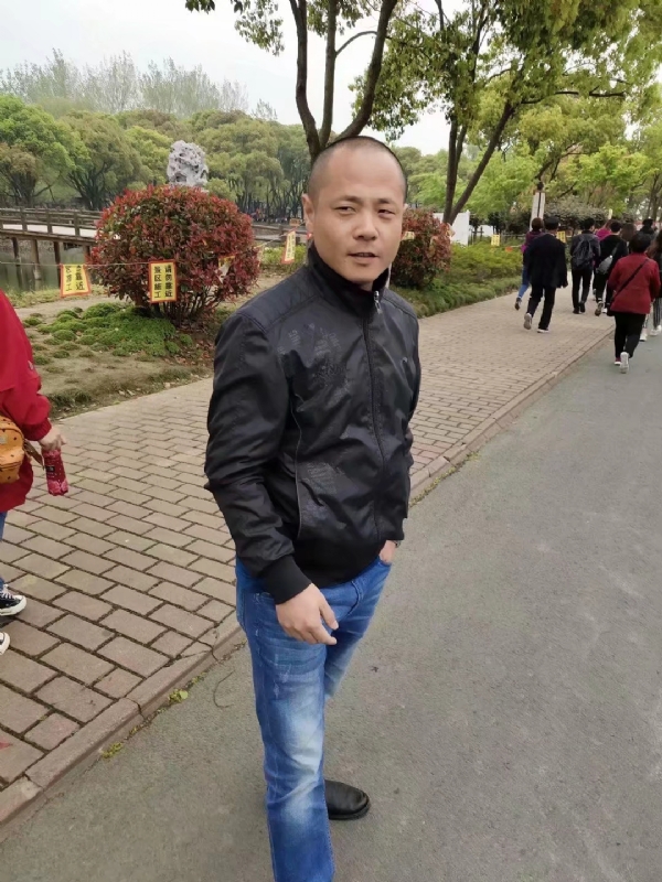 傻子的第一张照片--济宁相亲服务中心