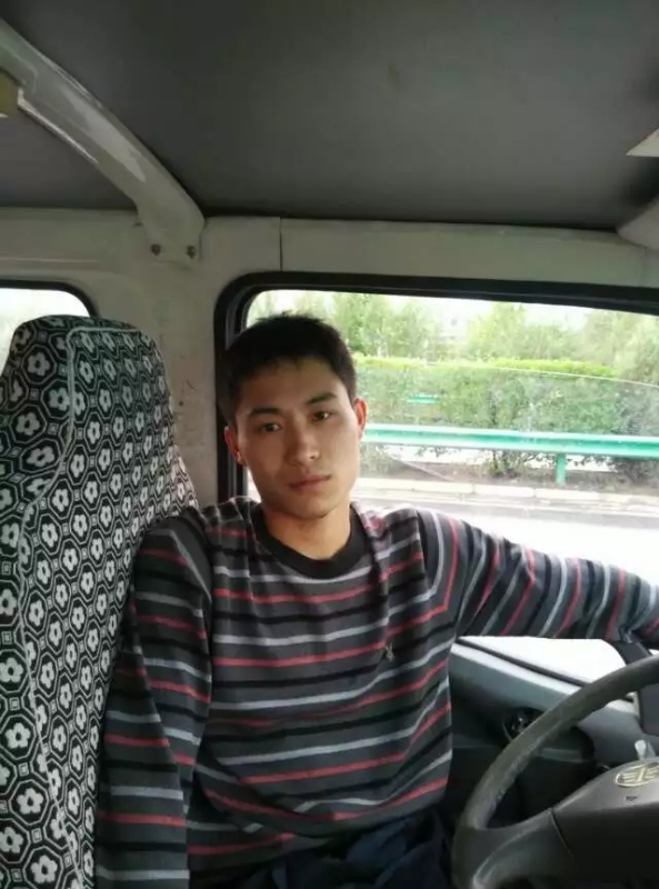 桦树林的第一张照片--济宁相亲服务中心