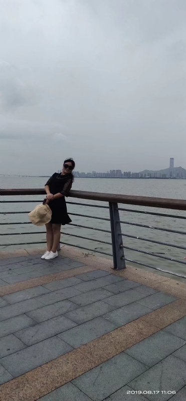 清秋的第一张照片--济宁相亲服务中心