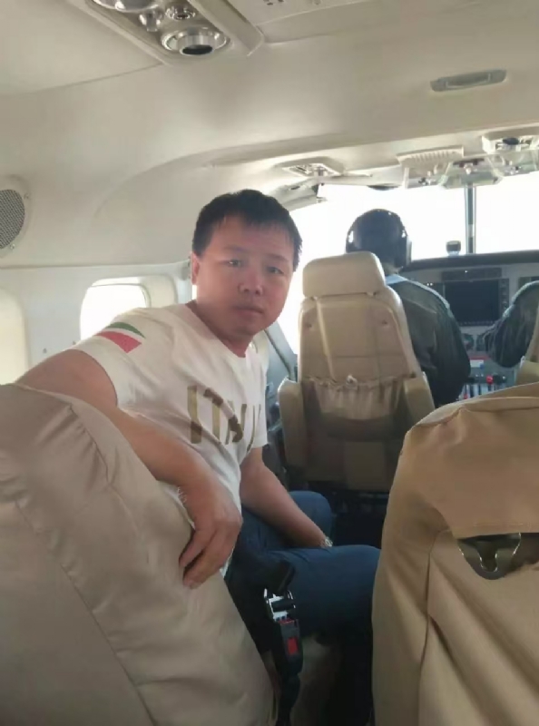随风飘零的第一张照片--济宁相亲服务中心