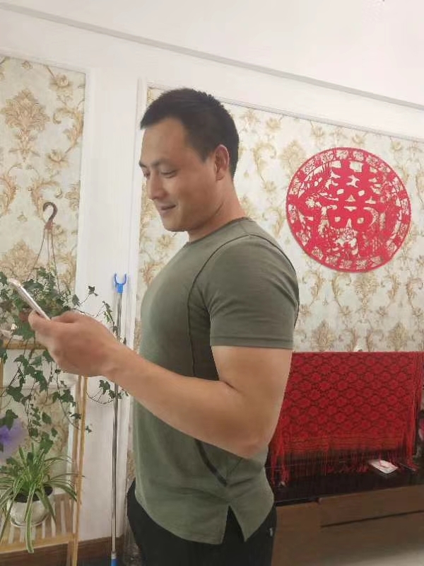 旧时相识的第三张照片--济宁相亲服务中心
