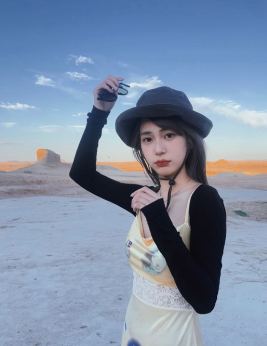 英姐的第一张照片--济宁相亲服务中心