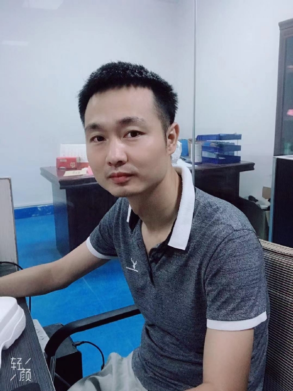 不忘初心的第一张照片--济宁相亲服务中心