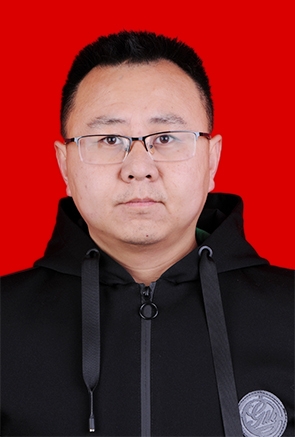 小熊维尼的第一张照片--济宁相亲服务中心