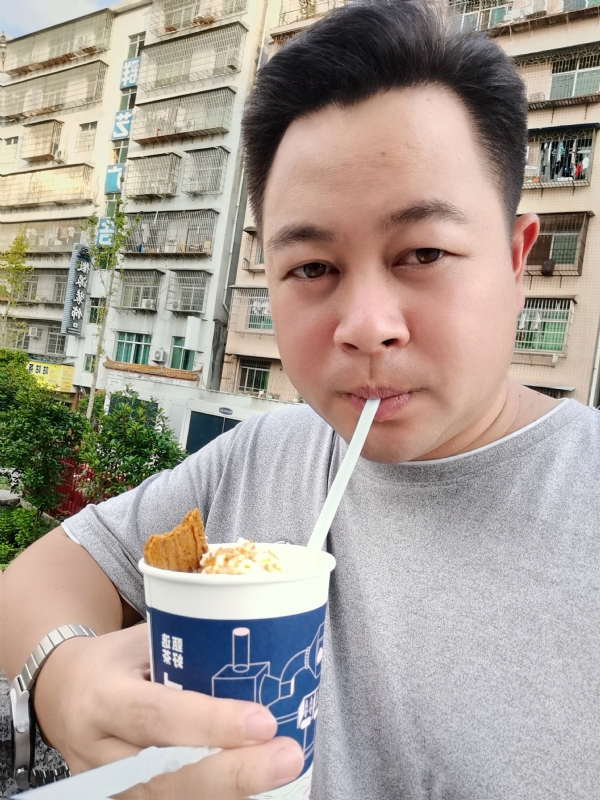 K金o的第一张照片--济宁相亲服务中心
