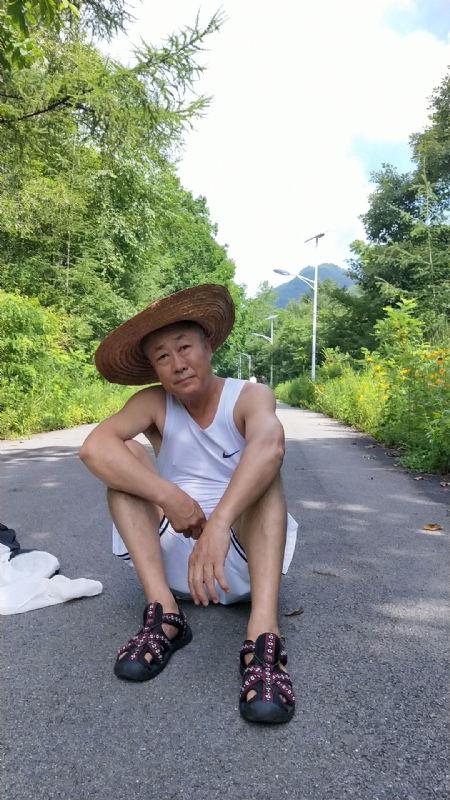 真诚寻伴的第一张照片--济宁相亲服务中心