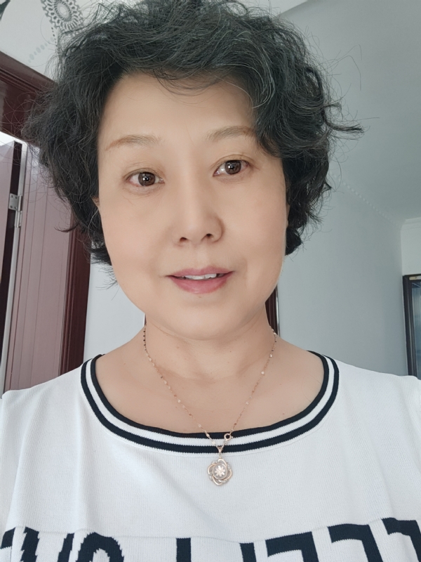 甜果的第一张照片--济宁相亲服务中心